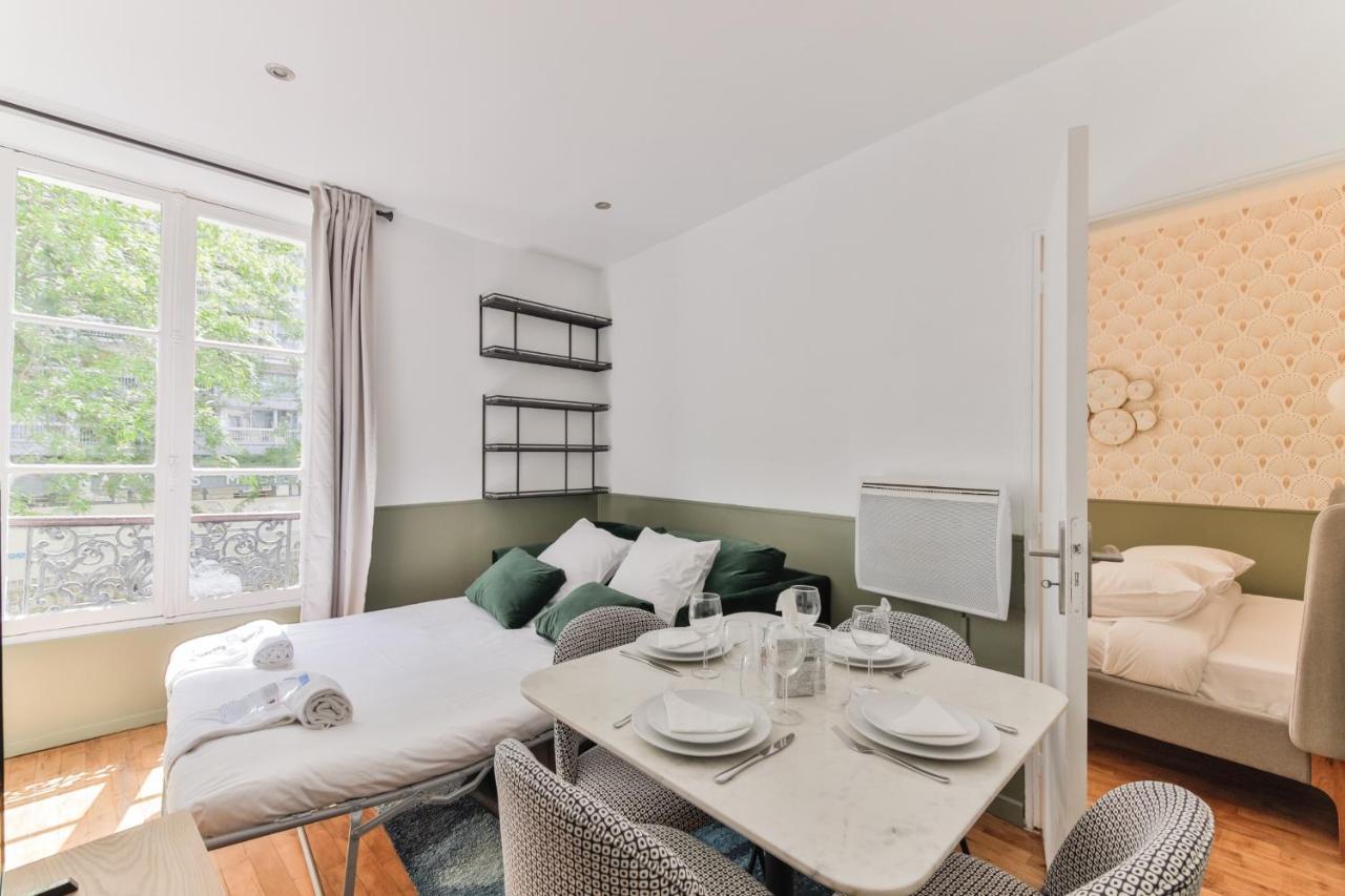 Independant Flat: Canal St Martin&Trains Stations! Paris Bagian luar foto