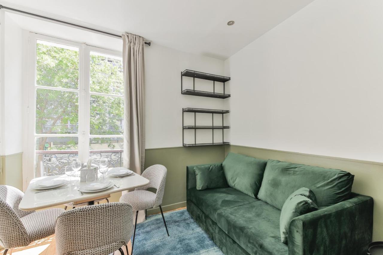 Independant Flat: Canal St Martin&Trains Stations! Paris Bagian luar foto